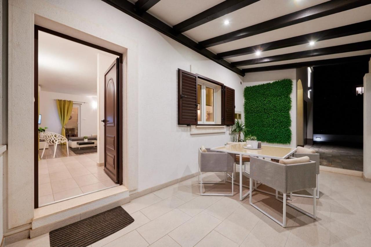 Villa Demonta Трогир Экстерьер фото